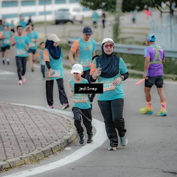 Runner Photo 8297492