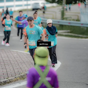 Runner Photo 8297552
