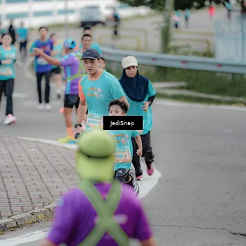 Runner Photo 8297570