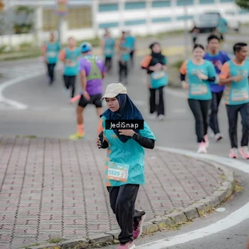 Runner Photo 8297577