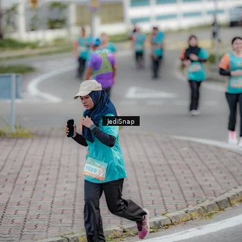 Runner Photo 8297595