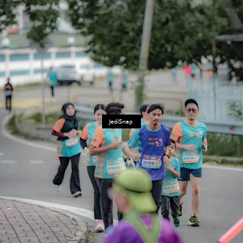 Runner Photo 8297604