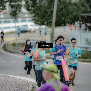 Runner Photo 8297605