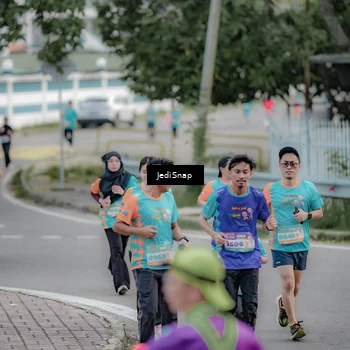 Runner Photo 8297612