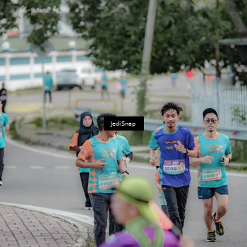 Runner Photo 8297614