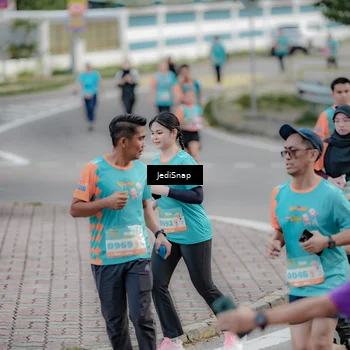 Runner Photo 8297655