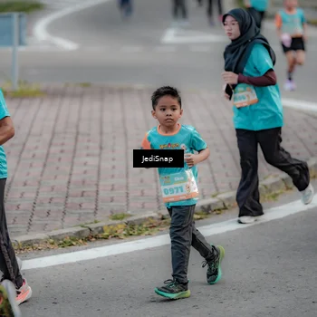 Runner Photo 8297677