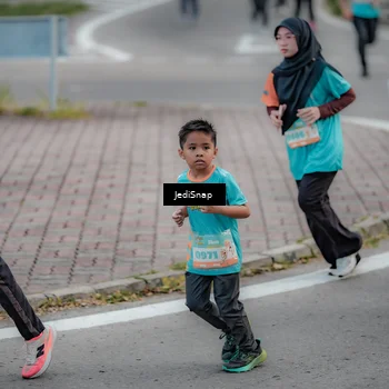 Runner Photo 8297702