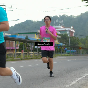 Runner Photo 8297711