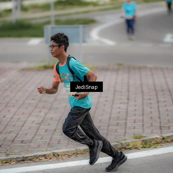 Runner Photo 8297755