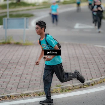 Runner Photo 8297832