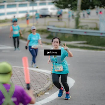 Runner Photo 8297862