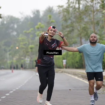 Runner Photo 8297938
