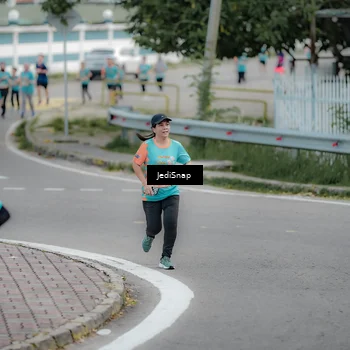 Runner Photo 8297970