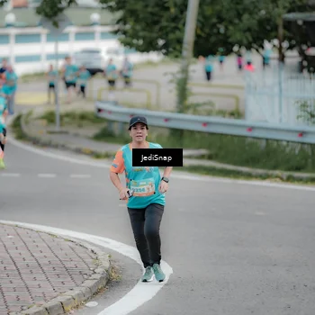 Runner Photo 8297995