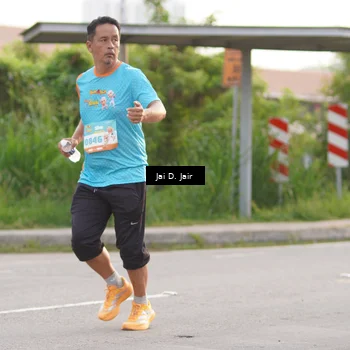 Runner Photo 8298012