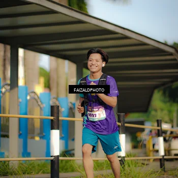Runner Photo 8298020