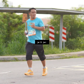 Runner Photo 8298031