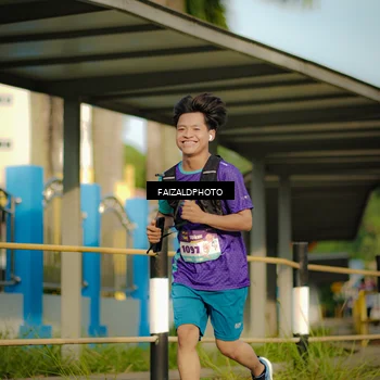 Runner Photo 8298033