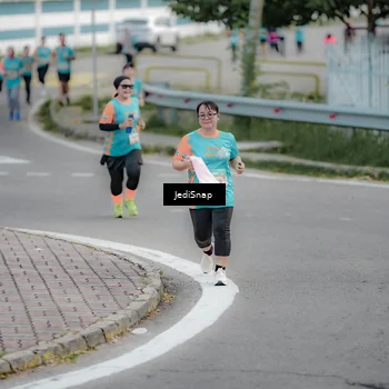 Runner Photo 8298035