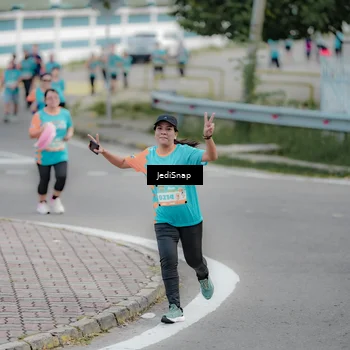 Runner Photo 8298041