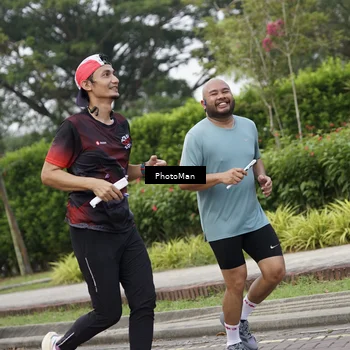 Runner Photo 8298059