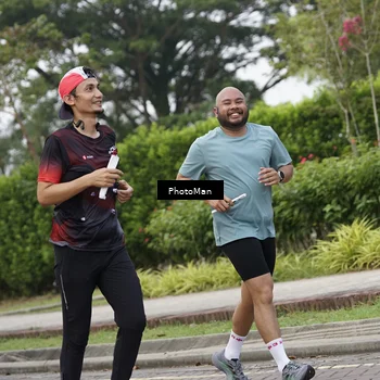 Runner Photo 8298060