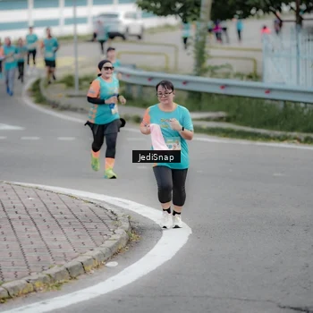 Runner Photo 8298073