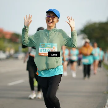 Runner Photo 8298085