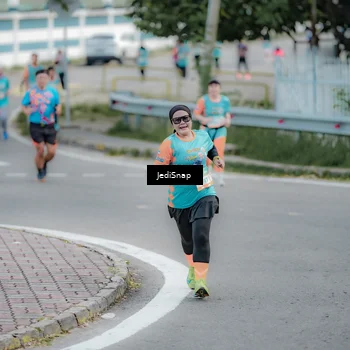 Runner Photo 8298107