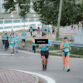 Runner Photo 8298122
