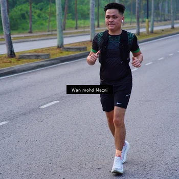 Runner Photo 8298200