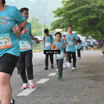 Runner Photo 8298209