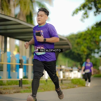 Runner Photo 8298238
