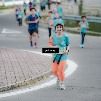 Runner Photo 8298271