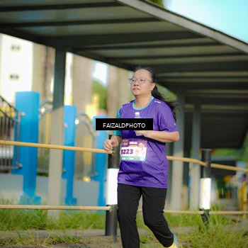 Runner Photo 8298281