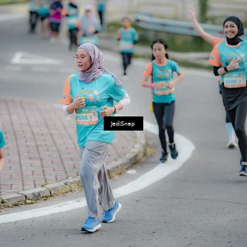Runner Photo 8298353