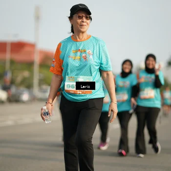 Runner Photo 8298364