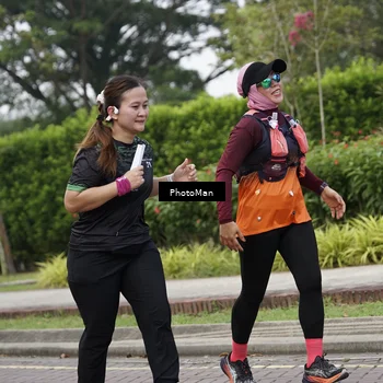 Runner Photo 8298370