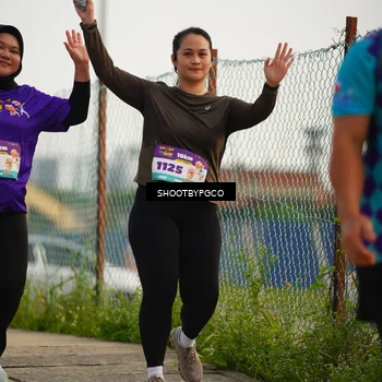 Runner Photo 8298384