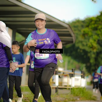 Runner Photo 8298396
