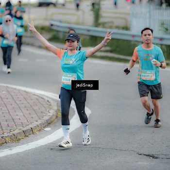 Runner Photo 8298397