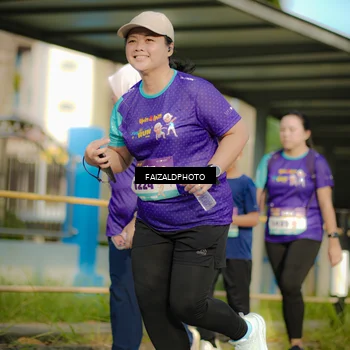 Runner Photo 8298403