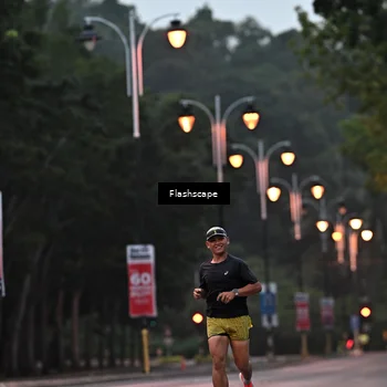 Runner Photo 8298426