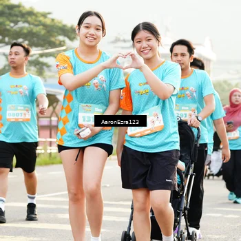 Runner Photo 8298460