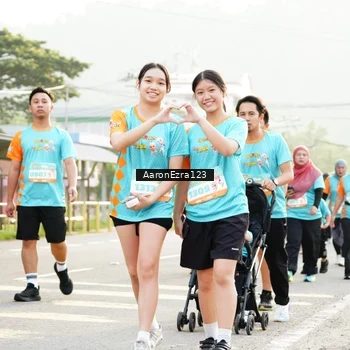 Runner Photo 8298464