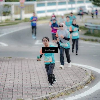 Runner Photo 8298494