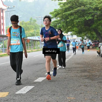 Runner Photo 8298495