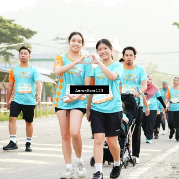 Runner Photo 8298499
