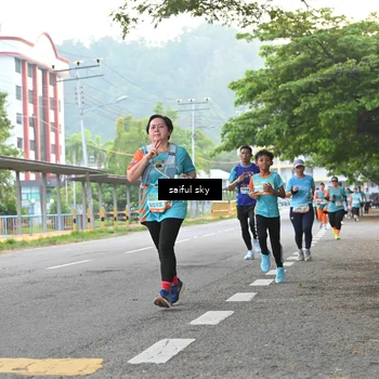 Runner Photo 8298536